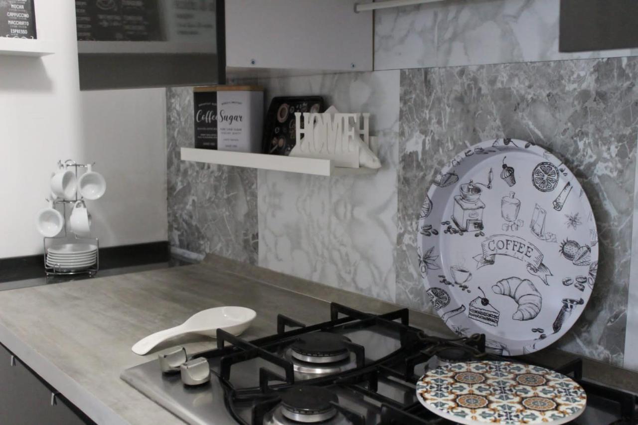 Chez Les Soeurs Apartment ปอมเปอี ภายนอก รูปภาพ