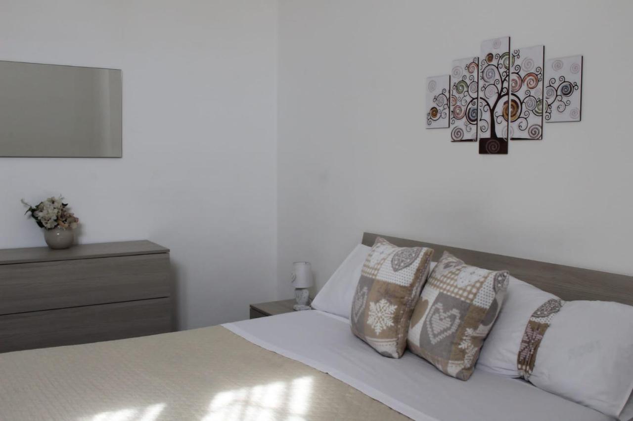 Chez Les Soeurs Apartment ปอมเปอี ภายนอก รูปภาพ